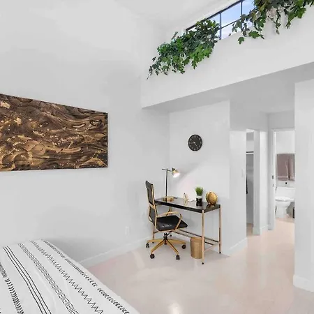 The Hidden Gem, King Bed & Hot Tub! Apartment Chandler Exterior photo